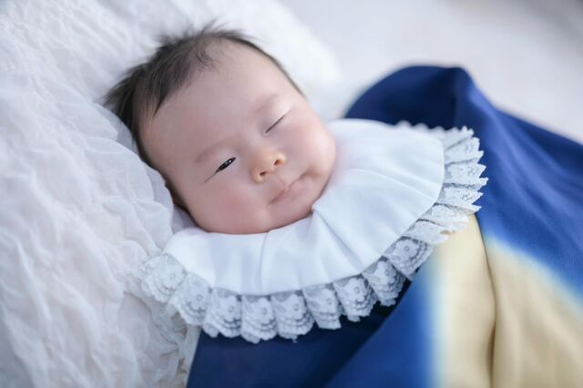 *◇*◆*◇*◆*◇*◆*◇*◆*◇*◆*

お宮参り🌈🧸

可愛らしいウィンク😉
カメラ目線もとっても上手📸✨

studio:シュシュ
camera: @taka.studiominmi 

 #お宮参り  #2か月  #2か月ベビー  #男の子  #家族写真 #フォトスタジオ