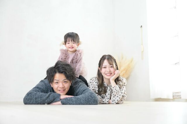 𝔹𝕚𝕣𝕥𝕙𝕕𝕒𝕪☺︎ *.ﾟ

2歳のお誕生日おめでとう🌼🎂

終始ニコニコ笑顔で頑張れました😆🎀
持ち込みのお衣装も可愛いです😌🫶🏻

studio :パラディ
camera: @taka.studiominmi 

 #バーズデー  #誕生日  #おめでとう  #2歳  #家族写真