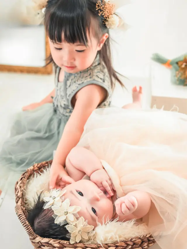 .⁡
【お宮参りphoto】
 
ふたりともすごく上手で楽しい撮影でした！
これからの成長が楽しみです☺️
 
minmiでお宮参り撮影をした方限定❗️
神社へのお参りするときの産着レンタルが"無料"！
ご希望の方はお気軽にご相談ください🎶
 
#フォトスタジオミンミ #お宮参り #お宮参り撮影 #愛知フォトスタジオ #豊橋フォトスタジオ #東三河フォトスタジオ