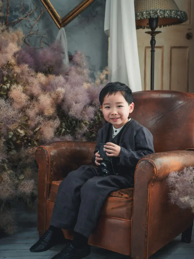 .⁡
【七五三photo】
 

大人っぽくクールに📸
ニコニコ笑顔もとっても可愛い☺️

studio:ボーテ
photographer:@ヌー

 minmiで撮影すると❗️
和装・洋装の2着どちらも着ることが出来ます🌼
さらにそのまま神社へご参拝も行けます👀

#フォトスタジオミンミ #七五三  #七五三撮影 #愛知フォトスタジオ #豊橋フォトスタジオ 東三河フォトスタジオ