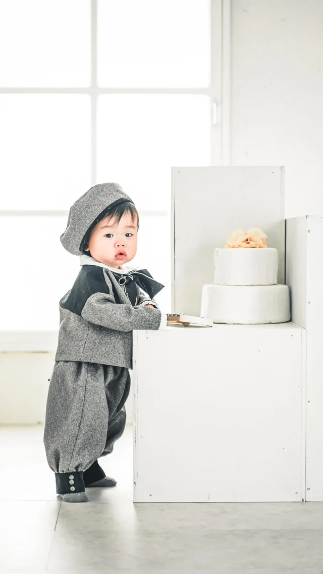 .⁡
【1st Birthday photo】
 

studio｜シュシュ
photographer｜たか
⁡stylist｜あみてぃー もりちゃん

 フォトスタジオミンミは、家族撮影が無料🌟
バースデーフォトは洋装が2着レンタルできます🌟
 
⁡スタジオや衣装の見学のみも行ってます♪
お気軽にお問い合わせください。

#フォトスタジオミンミ #1歳男の子 #1歳バースデーフォト #豊橋フォトスタジオ  #東三河フォトスタジオ