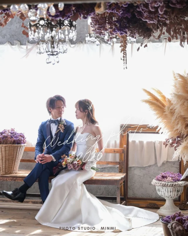 ．
 
photostudio minmiでは、
【和装プラン】【洋装プラン】【和装洋装プラン】がございます。
お客様のご希望に沿ったプランを提供させていただいておりますので、お気軽にご相談ください🌟
 
 
〖ご成約者様特典〗
①家族撮影 無料
②お子様の洋装参加 無料(衣装レンタル含む)
③お子様の撮影無料券プレゼント
※お宮参りorバースデーの土日撮影料(¥5,500)が無料になる券です。
 
 
プラン内容などはHPに記載されております。
 
スタジオ見学も行っておりますので、お気軽にお問い合わせください🤲🏻✨
 

—————————————
 
studio// @photostudio_minmi 
  @minmi_toyokawa 

address// 〒442-0033
愛知県豊川市豊川町遠通2番地14
TEL// 0533-56-2806
Open// 9:30-19:00
close// 水曜日

————————————

#ウェディングフォト 
#愛知フォトスタジオ 
#豊川フォトスタジオ 
#豊橋フォトスタジオ 
#ウェディング前撮り