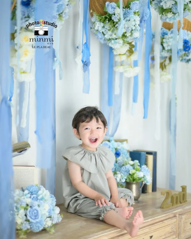 ．
 
- ̗̀ 2nd Birthday Photo ̖́-
 
 フルーツをもってニコニコ😊
いろんな表情を見せてくれました♪
 
Photographer｜ @taka.studiominmi 
Studio｜パラディ
﹏﹏﹏﹏﹏﹏﹏﹏﹏﹏﹏﹏﹏﹏﹏﹏﹏﹏﹏﹏﹏﹏﹏﹏﹏﹏

スマッシュケーキや選びとりカードもお客様自身でご用意していただけたら撮影可能です。
ご希望の方は、一度ご相談ください。
 
住所｜愛知県豊橋市柱三番町120番地2
TEL ｜0532-28-5588
定休日｜水曜日
 
 #フォトスタジオミンミ  #愛知フォトスタジオ  #豊橋フォトスタジオ  #2歳バースデー  #バースデーフォト